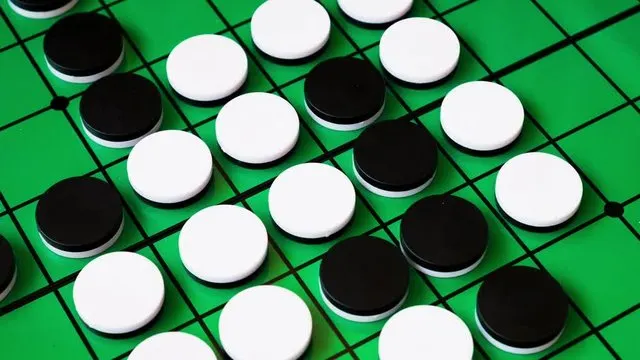 Hra Reversi ve Windows